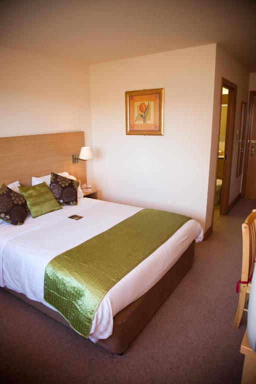 Bagden Hall Hotel Scissett Room photo
